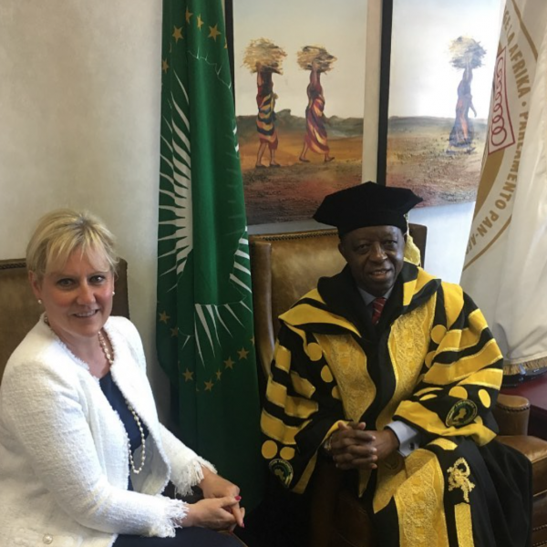 Nadine Morano avec le Président du Parlement Panafricain, Roger N’KODO DANG